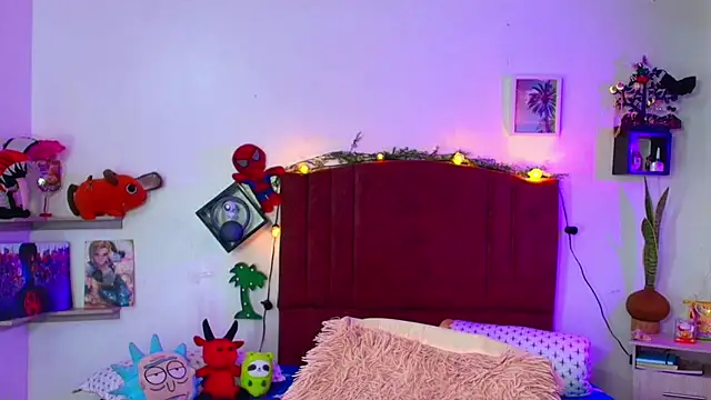 alisson zafiro  online show from 02-19-26, 03:25