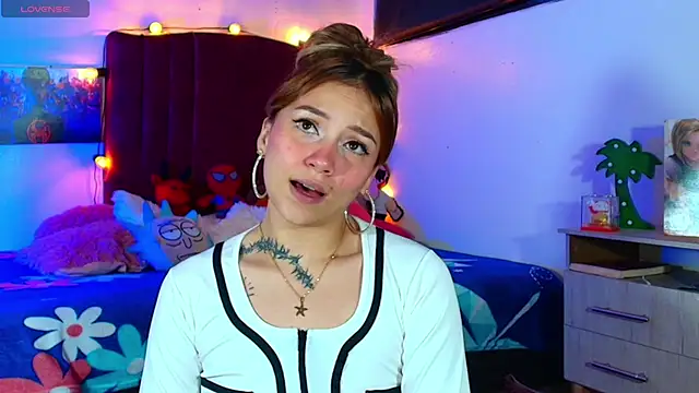alisson zafiro  online show from 09-25-25, 03:12