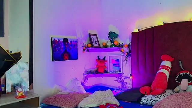 alisson zafiro  online show from 11-12-25, 03:21