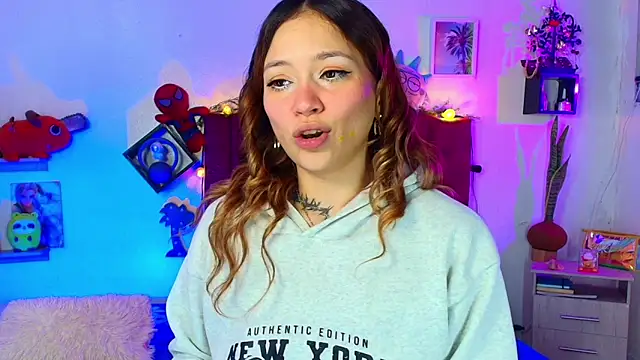 alisson zafiro  online show from 02-27-26, 03:18