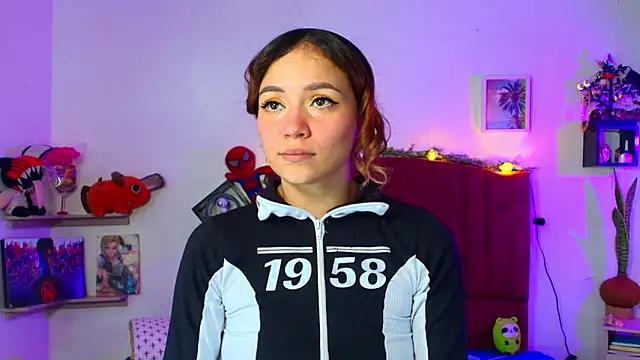 alisson zafiro  online show from 02-20-26, 03:36