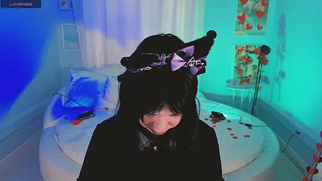 Lil Amelie online show from 02-18-26, 09:06