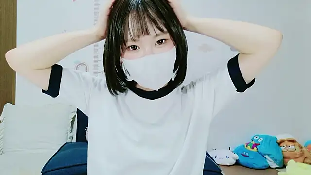 Snapshot of _Iroha_99 chatting on 06-17-26, 03:55 Iroha 99 online show from 06-17-26, 03:55