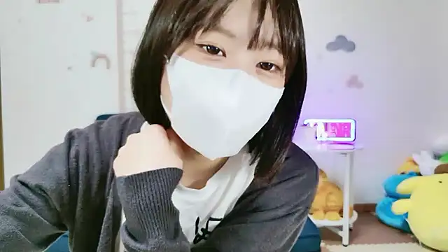 Snapshot of _Iroha_99 chatting on 05-03-26, 03:04 Iroha 99 online show from 05-03-26, 03:04