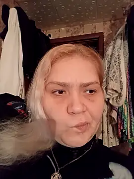 Minna Jeannie online show from 11-21-25, 02:10