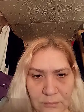 Minna Jeannie online show from 12-18-25, 02:05