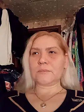 Minna Jeannie online show from 11-18-25, 02:27