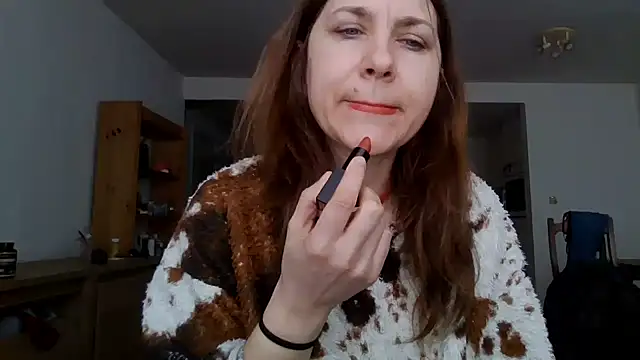 Snapshot of JasmineGlamour chatting on 04-10-26, 04:14 JasmineGlamour online show from 04-10-26, 04:14