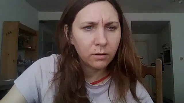 Snapshot of JasmineGlamour chatting on 04-05-26, 01:40 JasmineGlamour online show from 04-05-26, 01:40