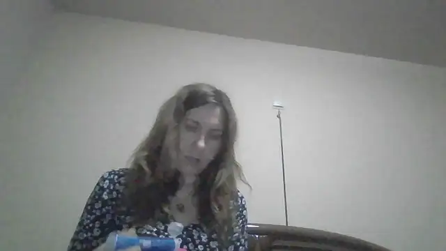 JasmineGlamour online show from 12-22-25, 08:53