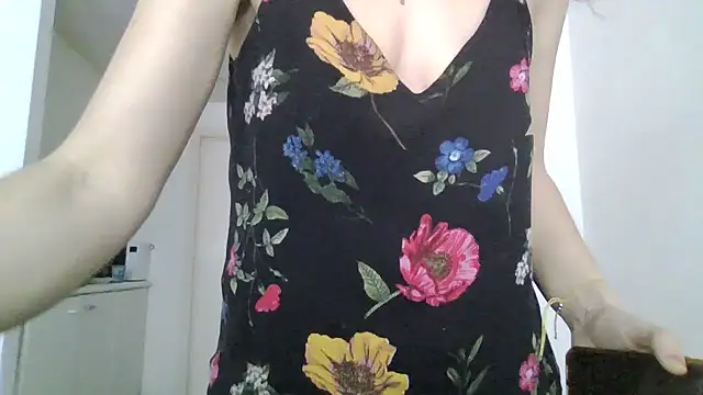 Snapshot of JasmineGlamour chatting on 03-03-26, 11:17 JasmineGlamour online show from 03-03-26, 11:17