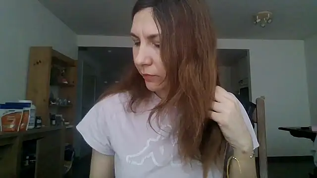 Snapshot of JasmineGlamour chatting on 04-04-26, 10:22 JasmineGlamour online show from 04-04-26, 10:22