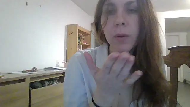 Snapshot of JasmineGlamour chatting on 03-05-26, 01:02 JasmineGlamour online show from 03-05-26, 01:02