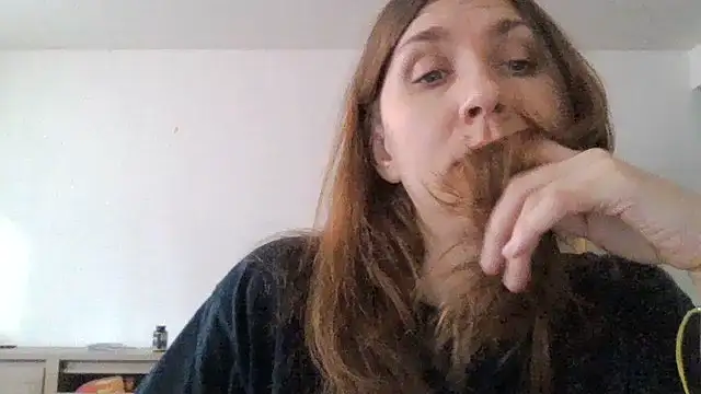 Snapshot of JasmineGlamour chatting on 04-08-26, 05:25 JasmineGlamour online show from 04-08-26, 05:25