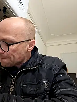 wedge75 online show from 12-23-25, 09:19