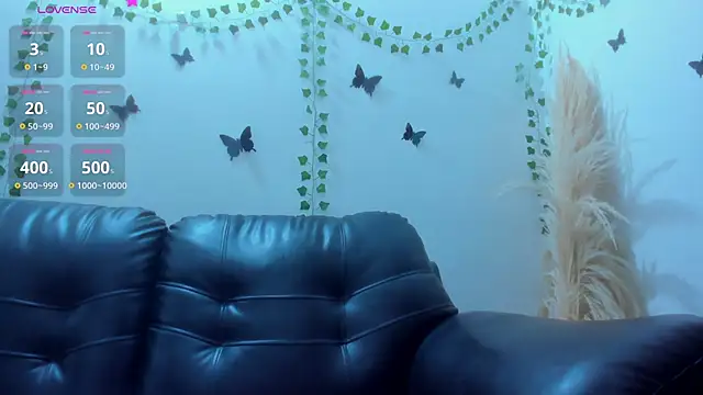 Amani Bakir online show from 12-17-25, 12:43