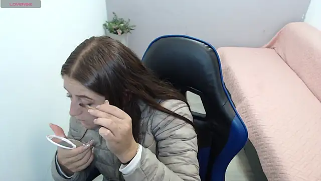 valerie diaz1 online show from 02-12-26, 01:33