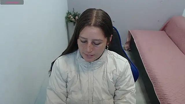 Snapshot of valerie_diaz1 chatting on 09-09-25, 01:20 valerie diaz1 online show from 09-09-25, 01:20