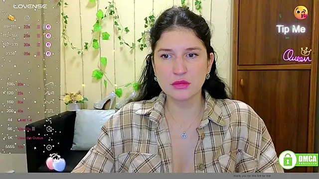 Alianna Solo Kisses online show from 03-20-26, 12:28