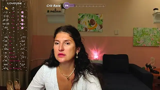 Snapshot of Alianna_Solo_Kisses chatting on 07-07-26, 07:23 Alianna Solo Kisses online show from 07-07-26, 07:23