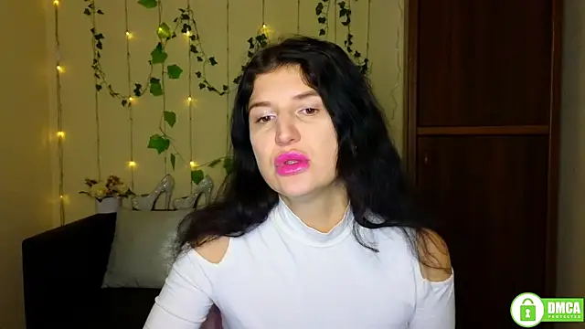 Alianna Solo Kisses online show from 02-08-26, 12:14