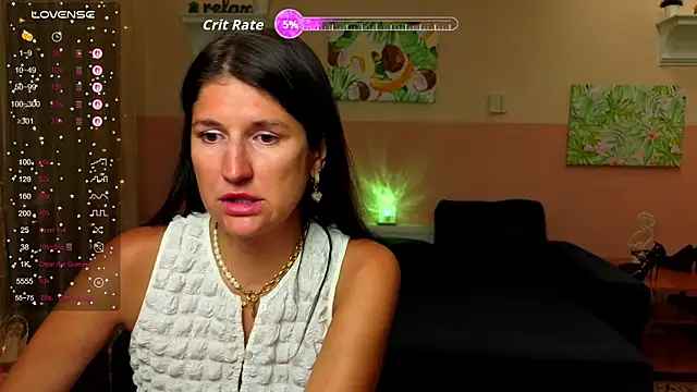 Snapshot of Alianna_Solo_Kisses chatting on 07-20-26, 11:23 Alianna Solo Kisses online show from 07-20-26, 11:23