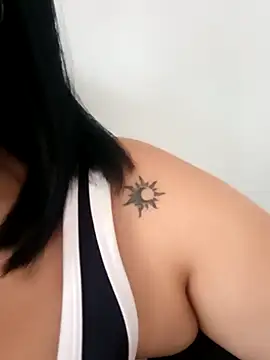 MelannyBell online show from 02-19-25, 08:41