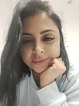 MelannyBell online show from 11-25-25, 05:57