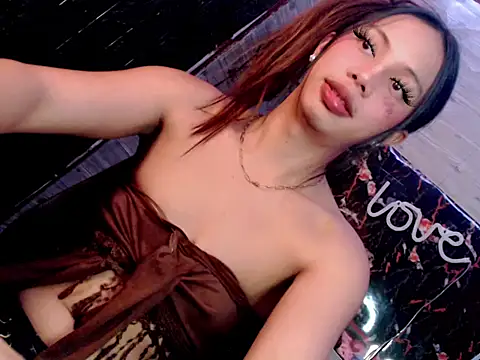 whiteladyboy online show from 10-24-25, 08:02