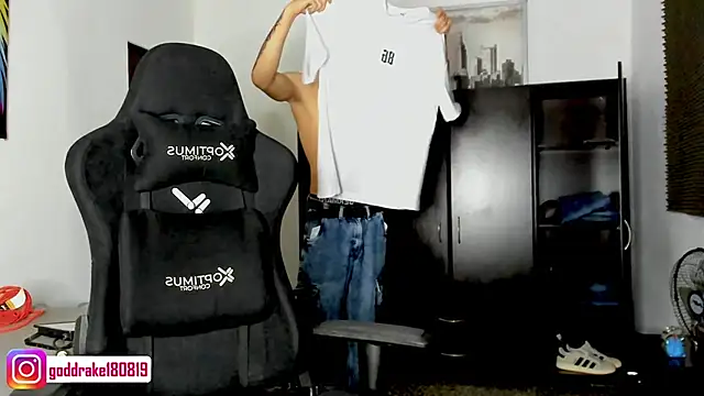 god drake online show from 12-03-24, 06:11