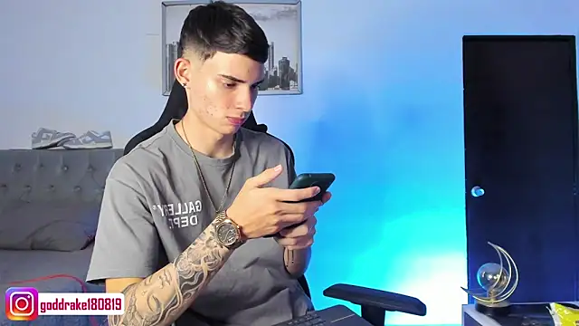 god drake online show from 01-24-25, 07:41
