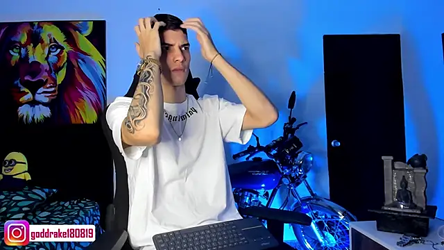 god drake online show from 01-03-25, 01:02