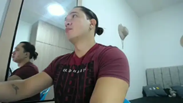 Snapshot of Valerioe chatting on 03-08-26, 09:01 Valerioe online show from 03-08-26, 09:01