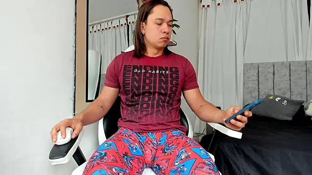 Valerioe online show from 11-06-25, 01:04