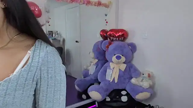 AriadnaCappelletty online show from 10-18-25, 04:31