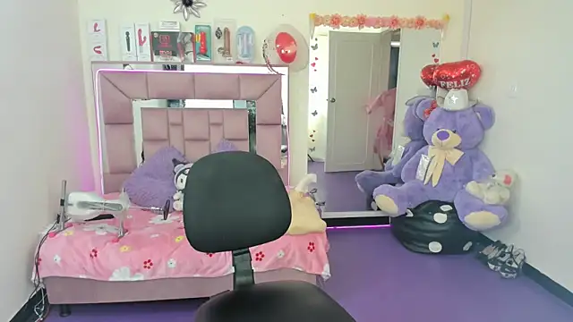 AriadnaCappelletty online show from 10-30-25, 03:42