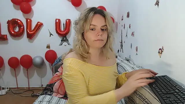 hotmilf4uxxx online show from 04-06-26, 10:27