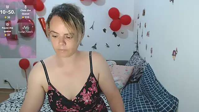 hotmilf4uxxx online show from 06-04-26, 10:20