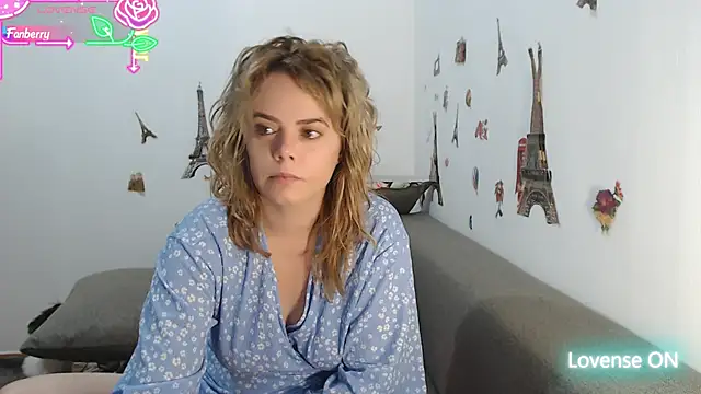 hotmilf4uxxx online show from 10-31-25, 10:01