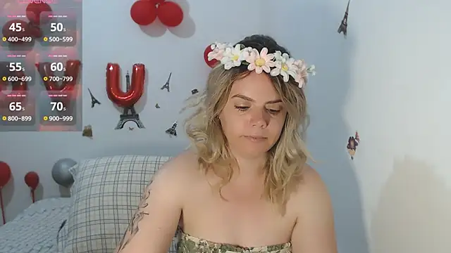 hotmilf4uxxx online show from 06-18-26, 10:20