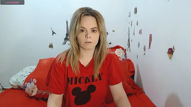 hotmilf4uxxx online show from 02-02-26, 11:09