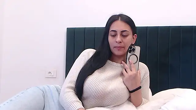 Aimeclark online show from 04-07-26, 08:16