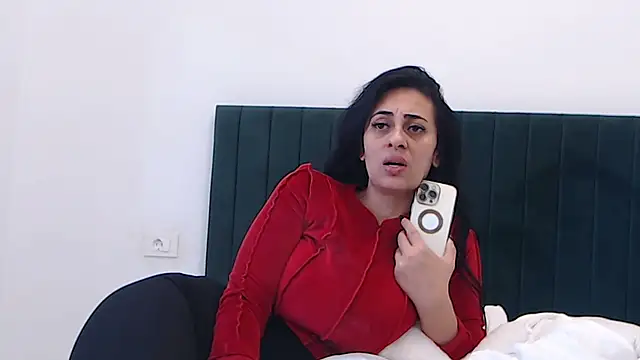 Aimeclark online show from 11-15-25, 10:52