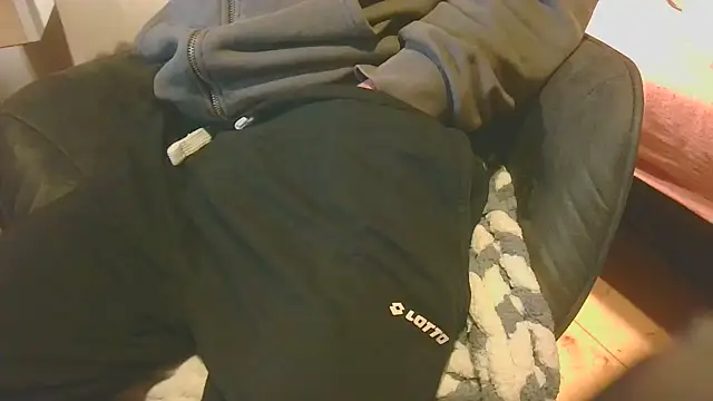 T0Yforeskin online show from 04-24-26, 08:00