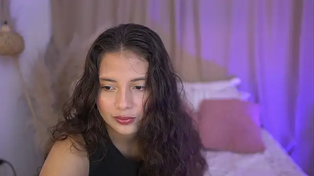 lirio05 online show from 11-24-25, 06:52