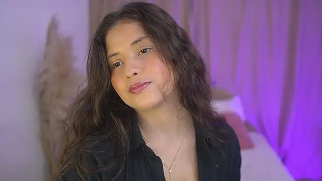 lirio05 online show from 10-28-25, 06:29