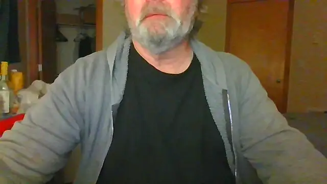 Snapshot of Doherty10 chatting on 11-16-25, 08:02 Doherty10 online show from 11-16-25, 08:02