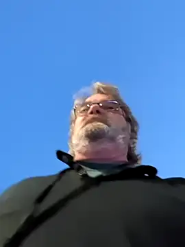 Snapshot of Doherty10 chatting on 11-09-25, 01:09 Doherty10 online show from 11-09-25, 01:09