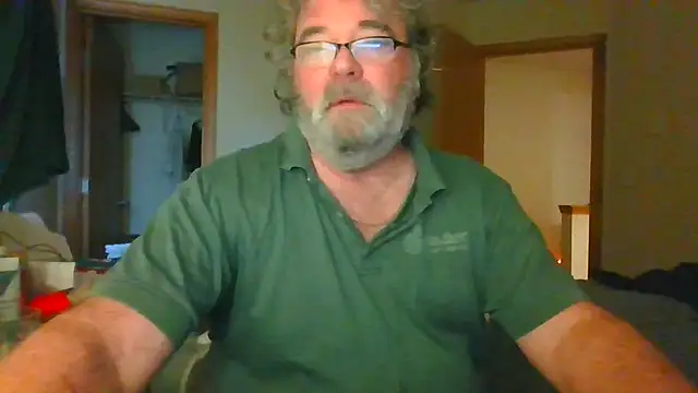 Snapshot of Doherty10 chatting on 05-21-26, 05:32 Doherty10 online show from 05-21-26, 05:32