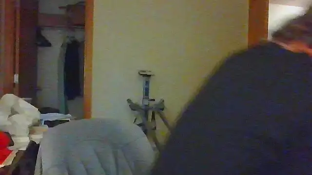 Snapshot of Doherty10 chatting on 11-17-25, 08:24 Doherty10 online show from 11-17-25, 08:24